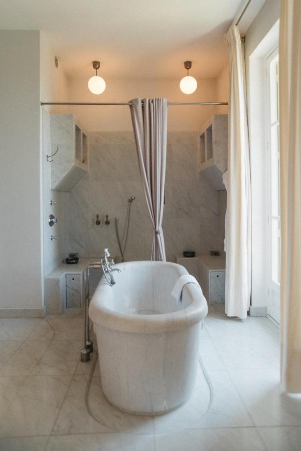 Exclusive Waterfront Villa - Cote Dazur เลอ ปราเดต์ ภายนอก รูปภาพ